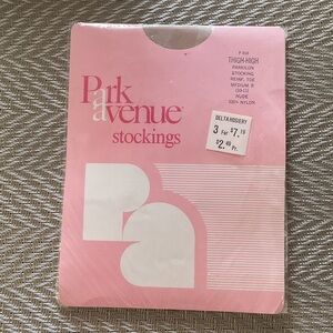 Park Avenue Stockings Vintage Thigh Highs, Size M, Nude, NWT